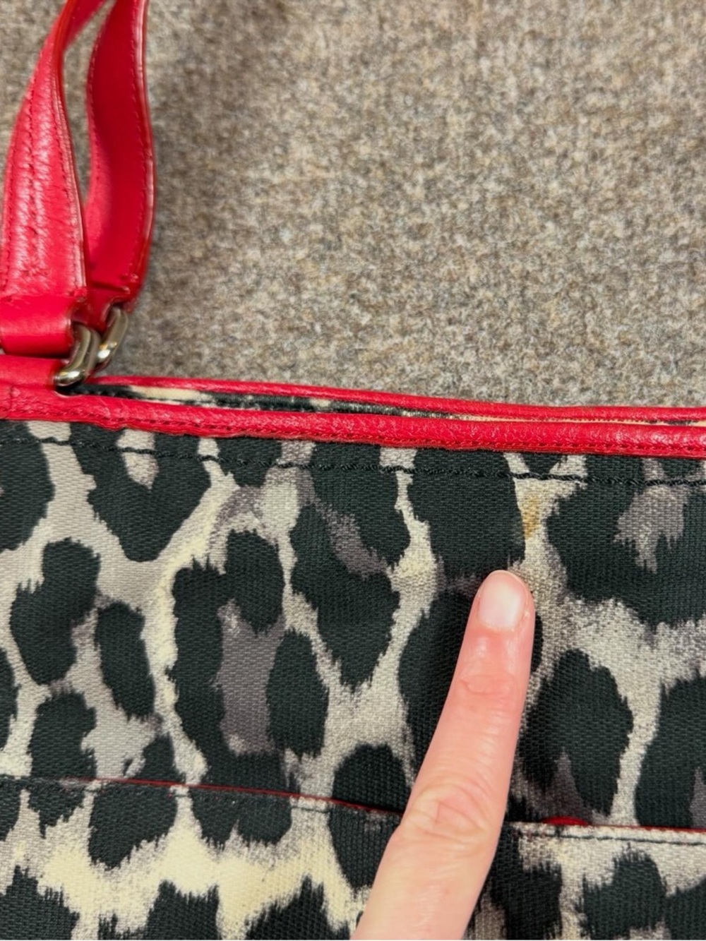Coach Ocelot Animal Print Carrie Tote Shoulder Bag Red Leather Trim Zip Closure - Picture 9 of 14